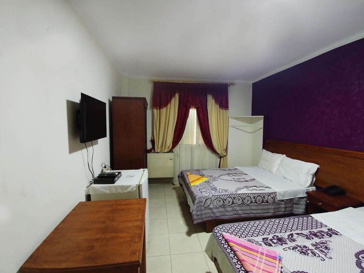 Sun Hostel *